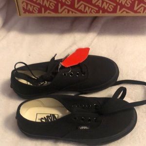 Black boys sneakers brand new size 13